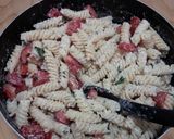 Pas rețetă Paste fusilli cu roșii, ricotta și basilico 8 fotografie