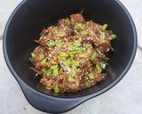 Foto langkah ke 6 dari resep Sayur Bening Bayam Merah dan Slice Beef Tumis Simple.