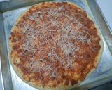 Foto langkah ke 4 dari resep Pizza dengan saus homemade.