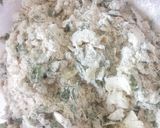 A picture of step 1 of Spinach Paratha.