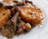 Foto del paso 9 de la receta: Patatas a la importancia con alcachofas y panceta ibérica