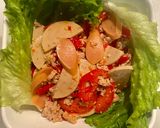 รูปขั้นตอนการทำที่ 3 ของ ยำหมูยอไส้กรอก