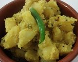A picture of step 7 of Bengali Aloo posto.