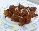 A picture of step 3 of Chicken lollipops.