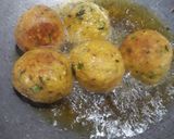 A picture of step 5 of Paneer Kofta Curry.