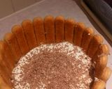 A picture of step 3 of Tiramisu cake 😍.
