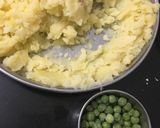 આલુ મટર ટોસ્ટ સેન્ડવીચ (Aloo Matar Toast Sandwich Recipe In Gujarati) રેસીપી સ્ટેપ1ફોટો