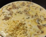 Foto langkah ke 2 dari resep Pancake Cheese Mushroom Sauce.