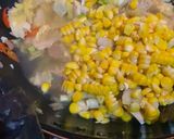 Foto langkah ke 4 dari resep Tumis Sawi Putih Jagung.