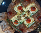 Foto del paso 3 de la receta: Torta de pan rellena de queso 🥖🧀
