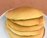 A picture of step 4 of Eggless pancakes 🥞.