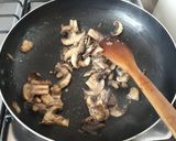 Foto del paso 1 de la receta: Champiñones con crema a mi gusto