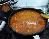 Foto del paso 4 de la receta: Paella con costillas de cerdo y gambas