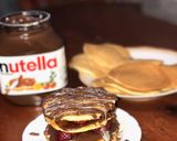 صورة لخطوة 5 من وصفة بان كيك بالشوكولاتة والفراولة 🥞