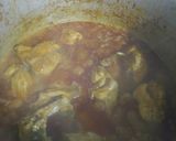 A picture of step 4 of Palak chicken with boiled rice.