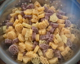 Foto del paso 2 de la receta: Pasta con setas, trufa blanca y yema curada