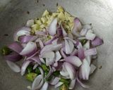 કાંદા બટાકા પૌવા (Kanda Bataka Poha Recipe In Gujarati) રેસીપી સ્ટેપ3ફોટો
