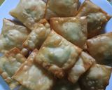 Foto langkah ke 7 dari resep Pangsit Goreng Mulur.
