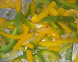 மேகி டபுள் பர்ஸ்ட் சீஸ் பீட்சா ரெசிபி ஸ்டேப் 2 புகைப்படம்
