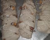 A picture of step 5 of Stuffed braided bread.