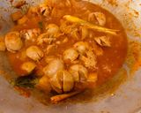 Foto langkah ke 4 dari resep Oseng Mercon Bakso Kikil.