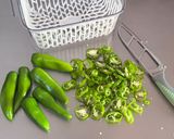 A picture of step 1 of Spicy Winter Immunity Green Chili Preserve.