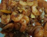 รูปขั้นตอนการทำที่ 3 ของ ไส้กรอกไก่&กุ้งผัดน้ำพริกเผา🍤🍚