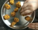 कार्नफ्लोर पकौड़ा। (corn flour pakoda recipe in Hindi) रेसिपी चरण 6 फोटो
