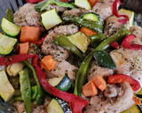 Foto del paso 4 de la receta: Pollo en salsa con calabacín