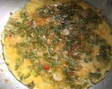 Foto langkah ke 8 dari resep Telor Dadar Pare.