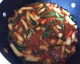 A picture of step 5 of Lady finger and paneer sabzi.