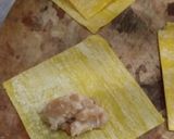 รูปขั้นตอนการทำที่ 2 ของ เกี๊ยวทอดไส้ไก่สับ