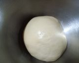 Foto langkah ke 2 dari resep Cinnamon Flower Bread.