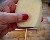 Foto del paso 2 de la receta: Espirales de patatas frita (al horno)