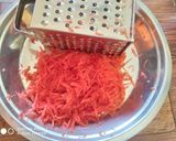 ગાજરનો હલવો (Gajar Halwa Recipe In Gujarati) રેસીપી સ્ટેપ1ફોટો