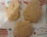 A picture of step 5 of Chickpea Cutlets with Walnut Sauce.