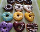 Foto langkah ke 5 dari resep Donat jco kw tanpa telur.