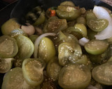 Foto del paso 3 de la receta: Verdolagas con Carne de Cerdo en Salsa Verde