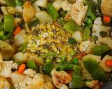 A picture of step 4 of Dabha Style Cauliflower Mix Veg.