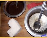 A picture of step 4 of Heart shaped Bread Cake.
