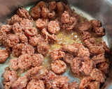 Foto del paso 1 de la receta: Guiso de longanizas (o chorizo)