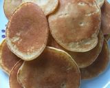 Foto langkah ke 5 dari resep Simple Pancake.