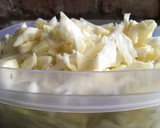 Foto del paso 1 de la receta: Ensalada de col, betabel y piña en almíbar