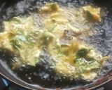 A picture of step 4 of Palak pakoda.