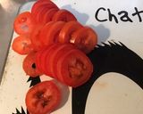 Une image de l'étape 3 de Salade d endives rouges et tomates au thon.