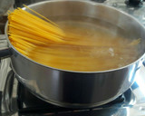Foto del paso 2 de la receta: Tallarines verdes con apanado 🍝