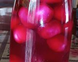A picture of step 3 of Baby onions in vinegar.