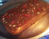 A picture of step 5 of Mix dry fruits chocolate fudge.