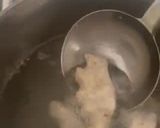 A picture of step 4 of Lenger with tamarind sauce and garlic.