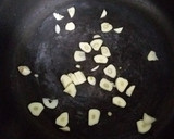 Foto del paso 3 de la receta: 🥣Garbanzos con langostinos🦐
